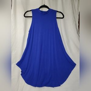 A blue sleeveless  tunic women's  top